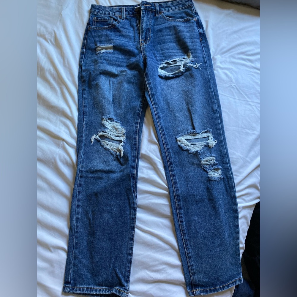 Forever 21 ripped high rise mom jeans